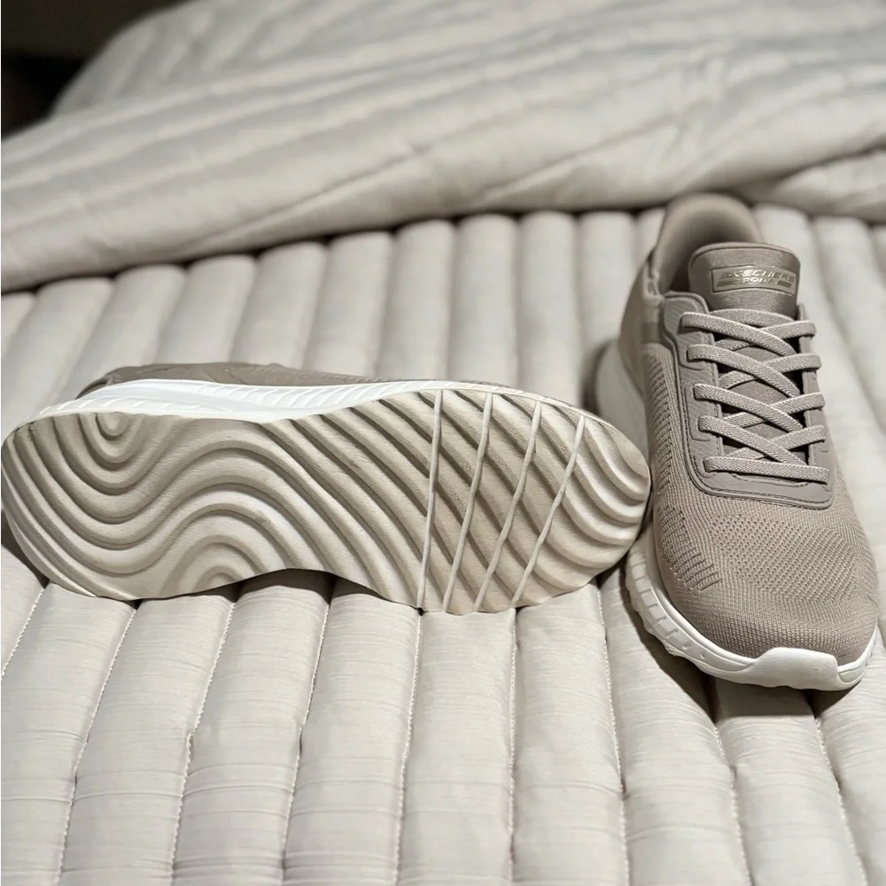 Skechers BOBS Taupe Knit Sneakers - Picture 4 of 9